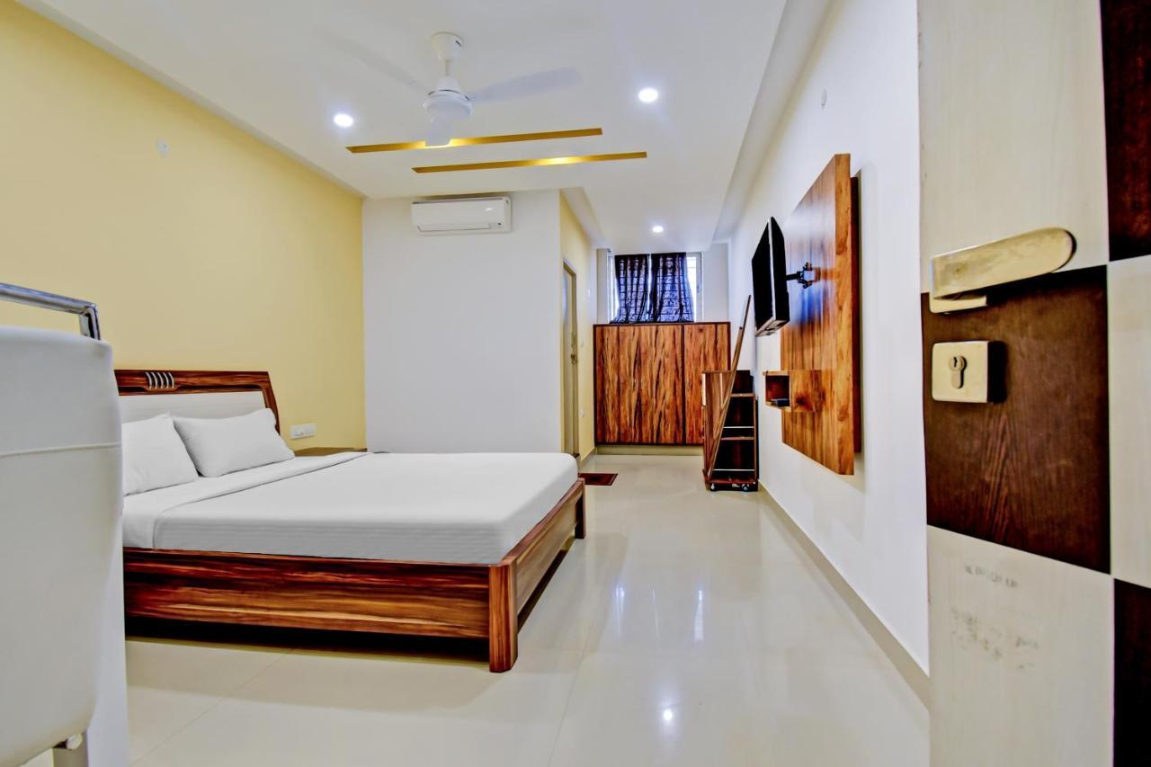 Rashi comforts By Coastal Dine Hotel Dobbaspet Esterno foto