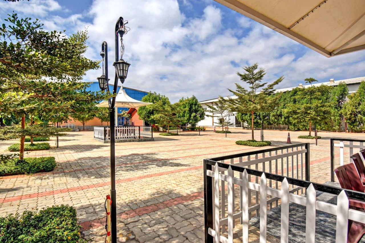Rashi comforts By Coastal Dine Hotel Dobbaspet Esterno foto