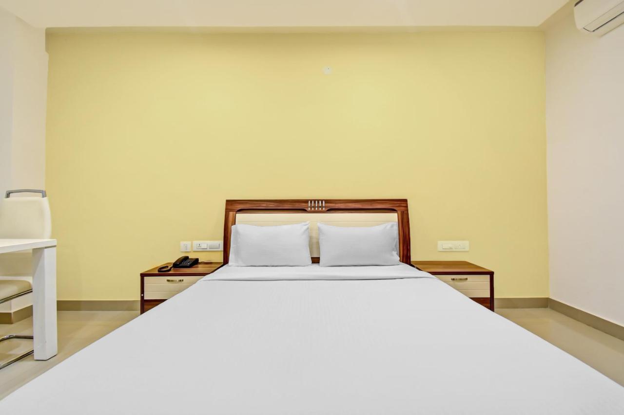 Rashi comforts By Coastal Dine Hotel Dobbaspet Esterno foto
